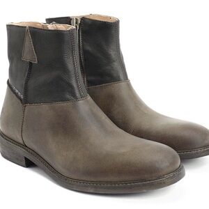 John Fluevog 9Men's Brown Leather Ankle Boots